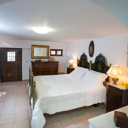 Le Suites Sul Golfo Di Taormina,con Piscina Infinity A Strapiombo Sul Mare Letojanni