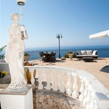 Le Suites Sul Golfo Di Taormina,con Piscina Infinity A Strapiombo Sul Mare Villa