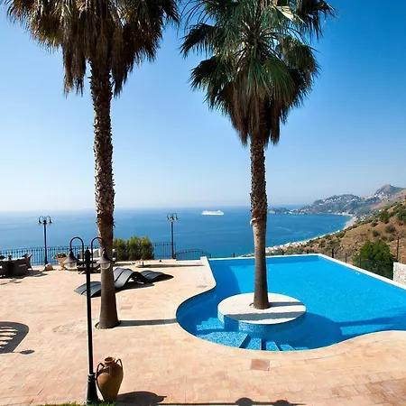 Le Suites Sul Golfo Di Taormina,con Piscina Infinity A Strapiombo Sul Mare * Letojanni